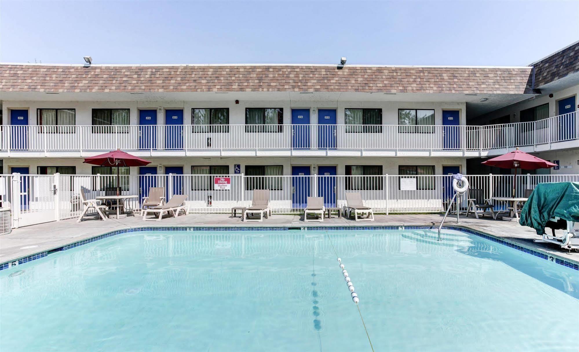 Motel 6-Grants Pass, Or المظهر الخارجي الصورة